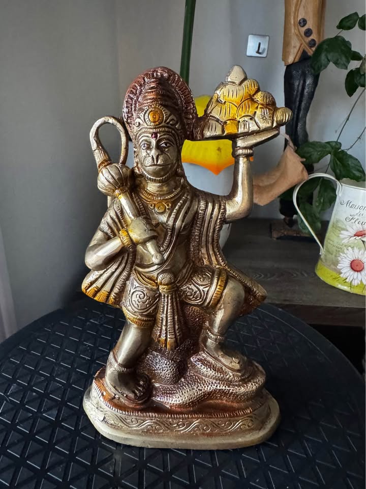 Solid Brass Hanuman Idol - 9 inch