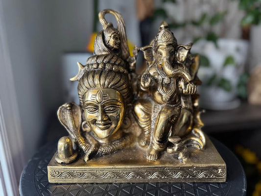 Unique Brass Shiva idol featuring Ganesha and Ganga Ma!